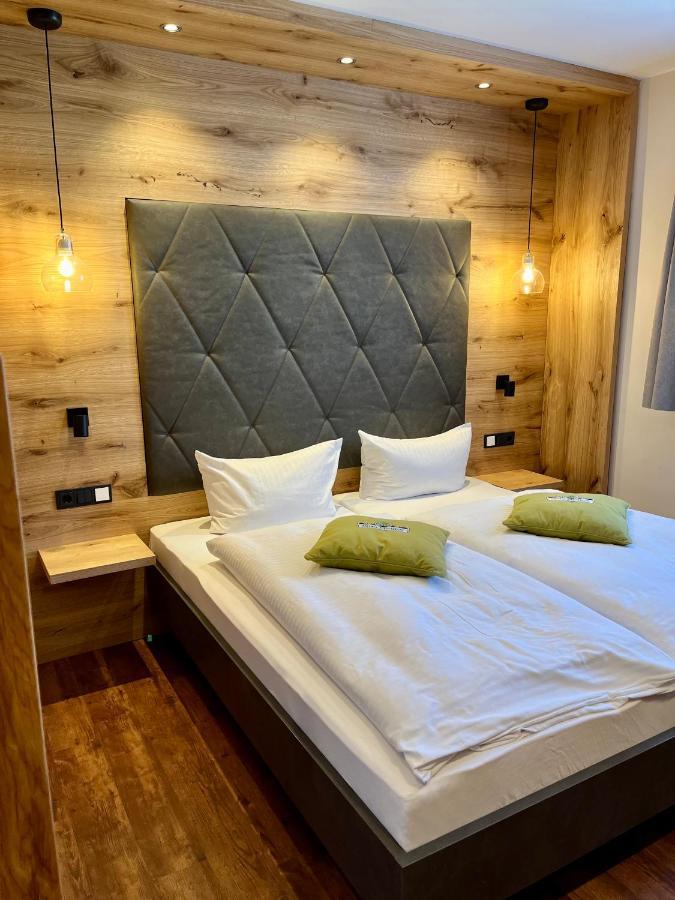 Hotel Gasthof Metzgerei Drei Linden Фулда Екстериор снимка