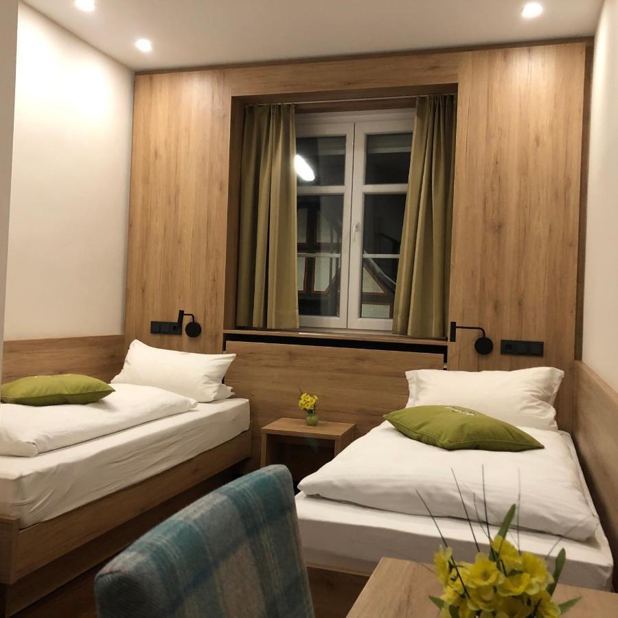 Hotel Gasthof Metzgerei Drei Linden Фулда Екстериор снимка