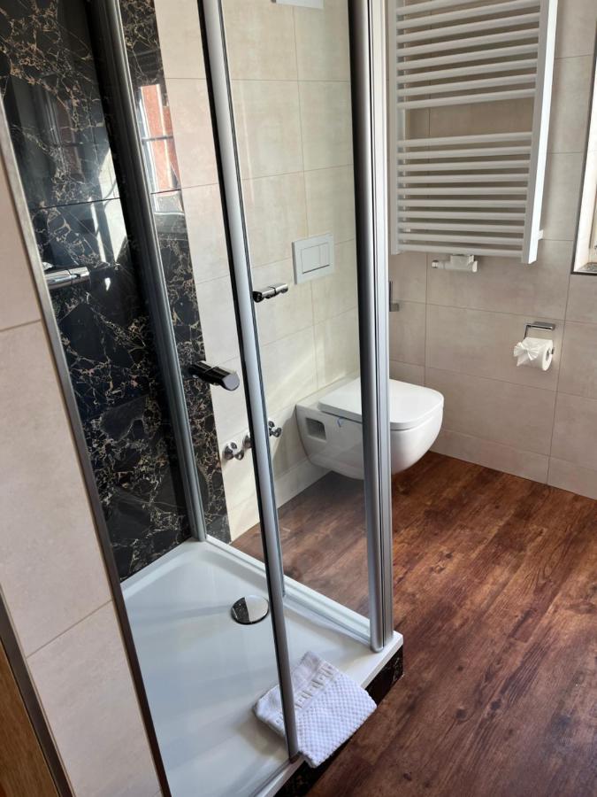 Hotel Gasthof Metzgerei Drei Linden Фулда Екстериор снимка