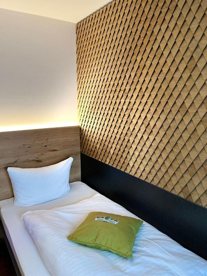 Hotel Gasthof Metzgerei Drei Linden Фулда Екстериор снимка