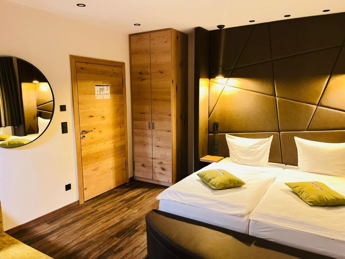 Hotel Gasthof Metzgerei Drei Linden Фулда Екстериор снимка